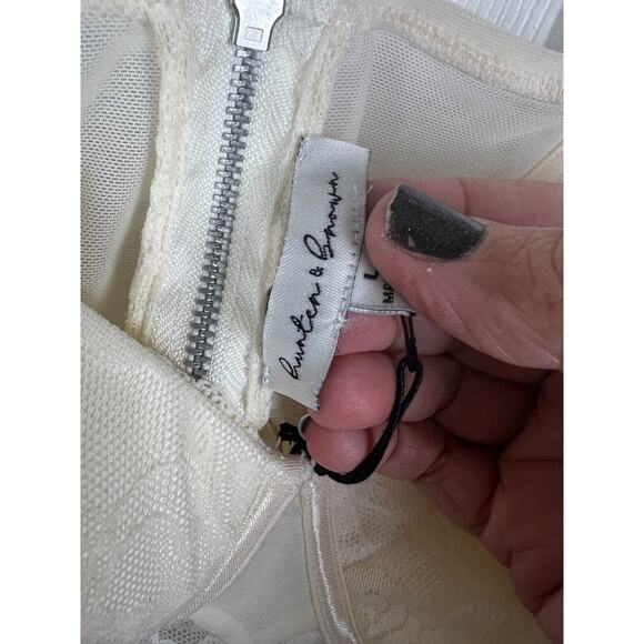 Hunter and Brown Bustier NWT L Corset Ivory Boning Lace Sexy Romantic Coquette - Picture 5 of 7